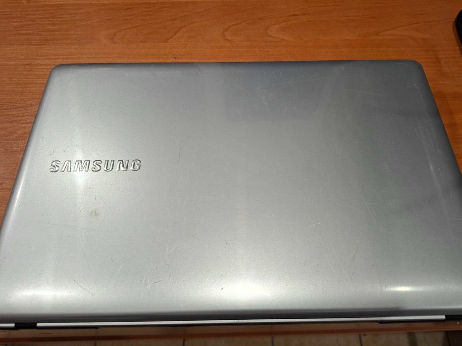 Laptop Samsung Intel SSD Windows 11