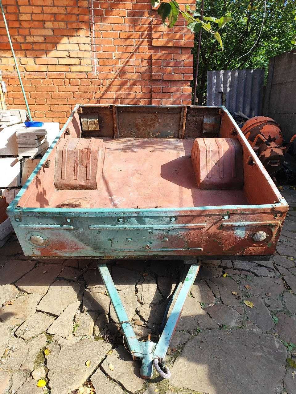 Легковий причіп з документами