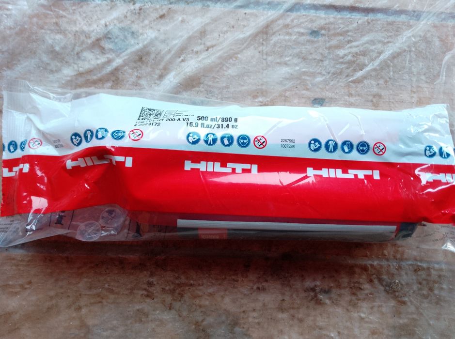 Хімічний анкер HILTI