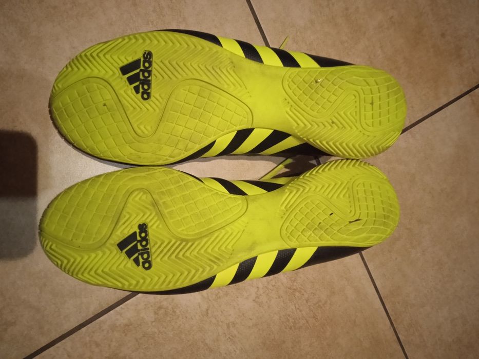 Buty halówki adidas