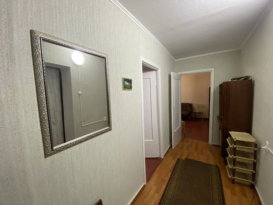 Оренда 2к квартири на Космонавтів