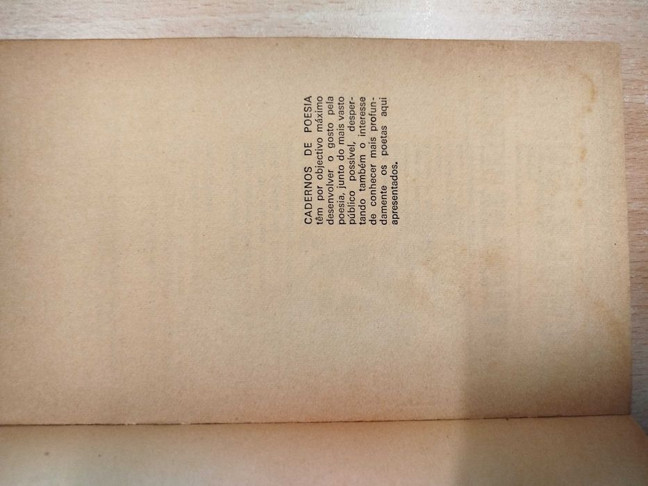 Micropaisagem - Carlos de Oliveira