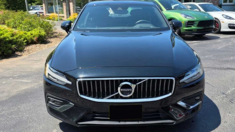 Volvo S60      2019