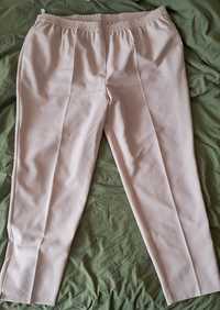 Продам брюки бежевые, большого размера, 64-66 размер