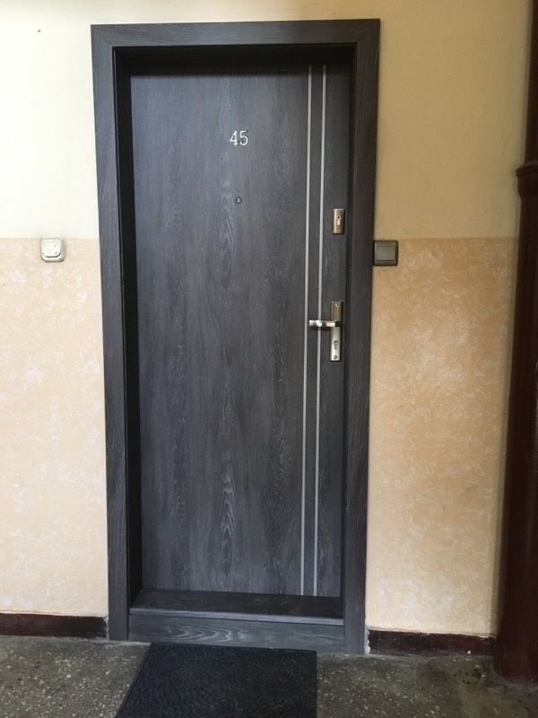 Drzwi zewnętrzne i wewnętrzne z montażem Częstochowa