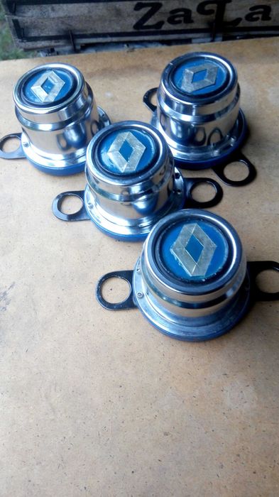 Ковпачки на ступицю