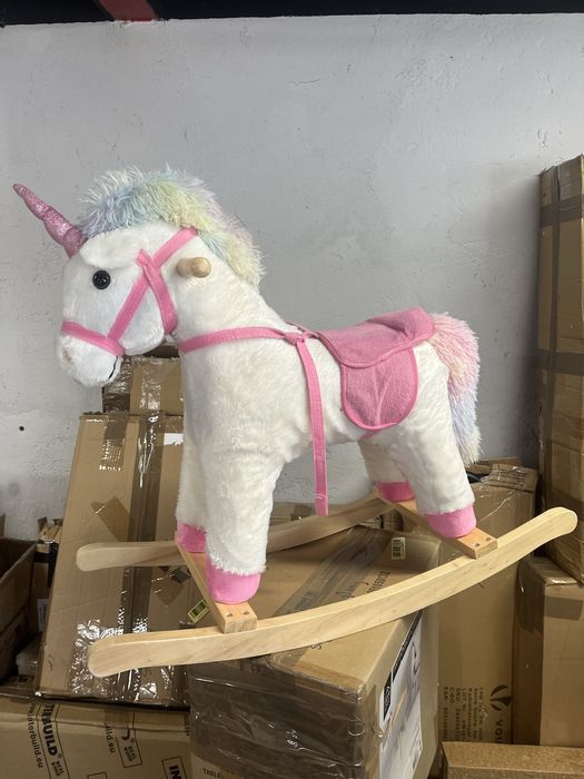 Koń na biegunach / jednorożec