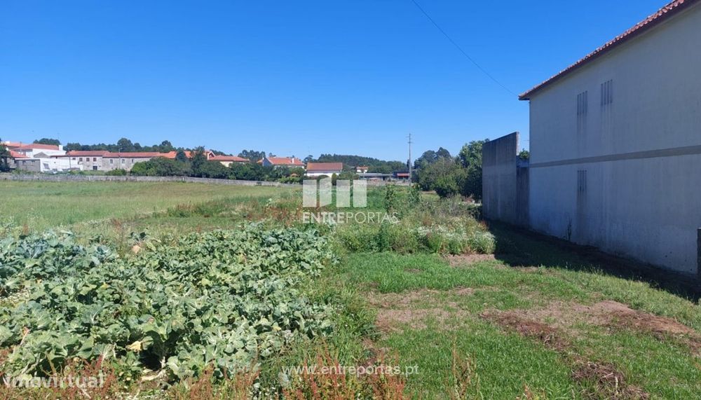 Venda de terreno com 990m², V. N. Anha, Viana do Castelo