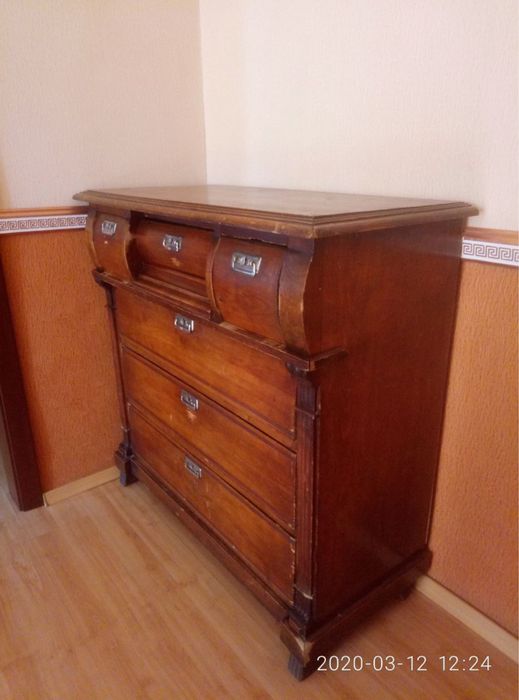 Антикварний вінтажний комод