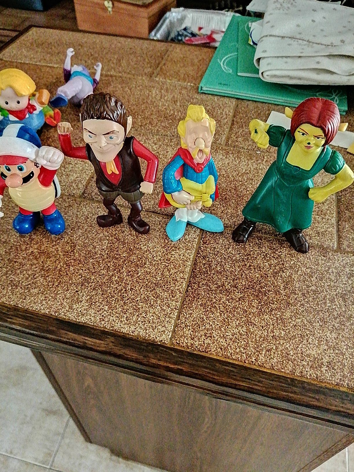 Bonecos figuras disney