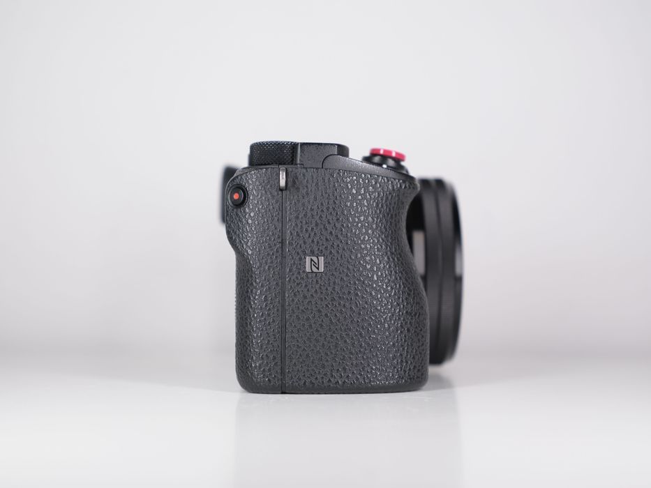 Sony A6500 + 16-50mm f/3,5-5,6 PZ OSS + гарантія / без передоплат