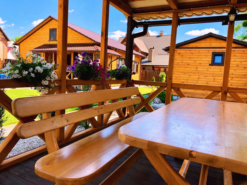 Деревянный коттедж с сауной на Осокорках для семейного отдыха.