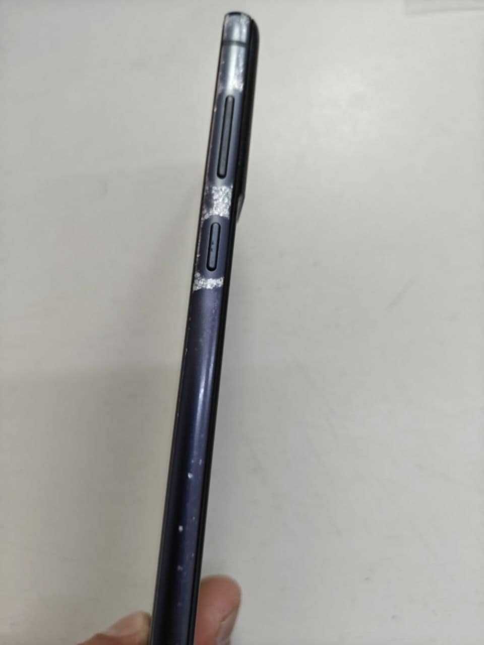 Смартфон Samsung S21 5G 8/256gb