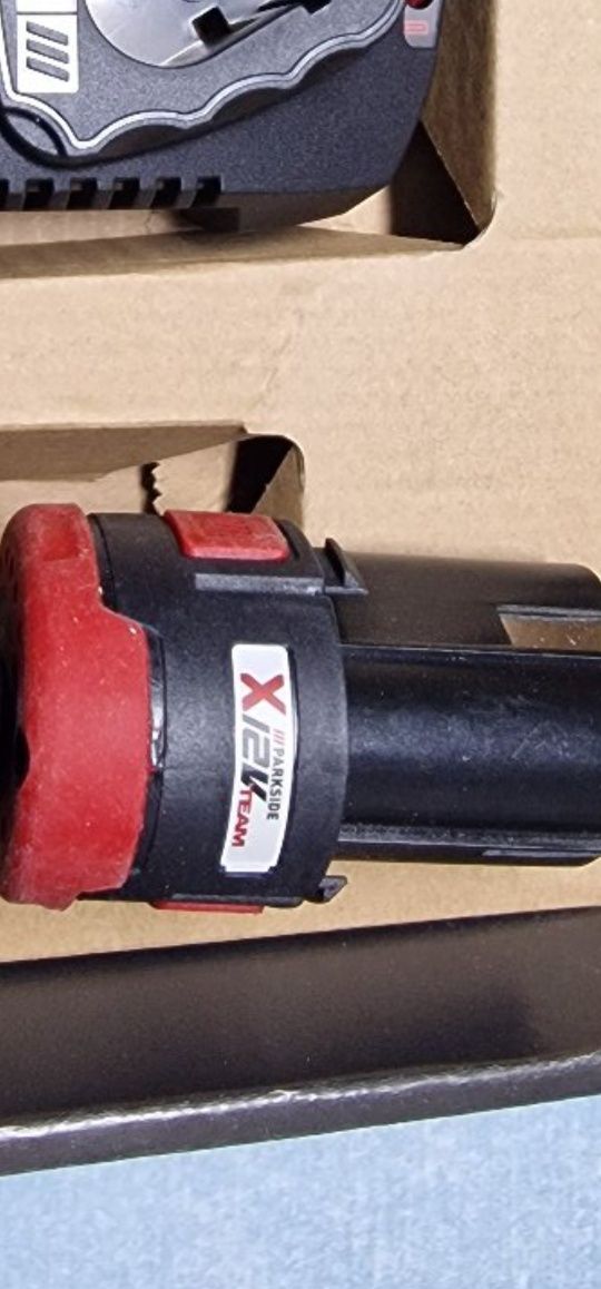 Kit bateria 12V e carregador
