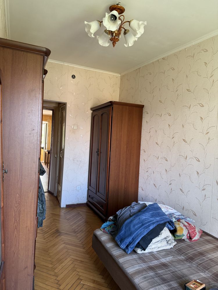 Без %. Продам 2кімн квартиру. Житомирська. Вул. Краснова,Берестейський