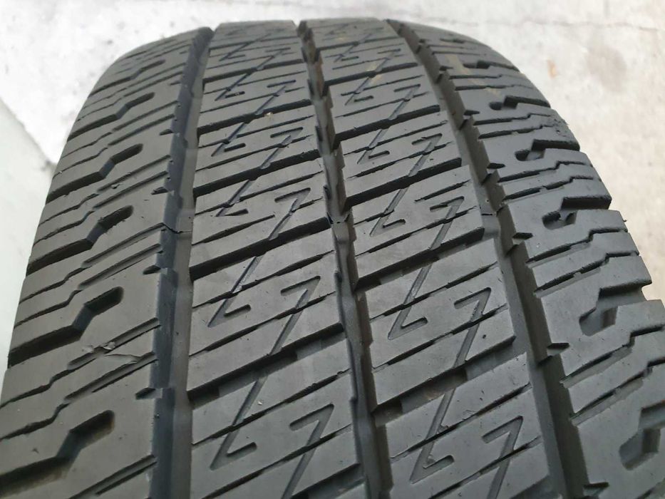 2x Uniroyal Allseason Expert 2  215/65r16C  7,5mm