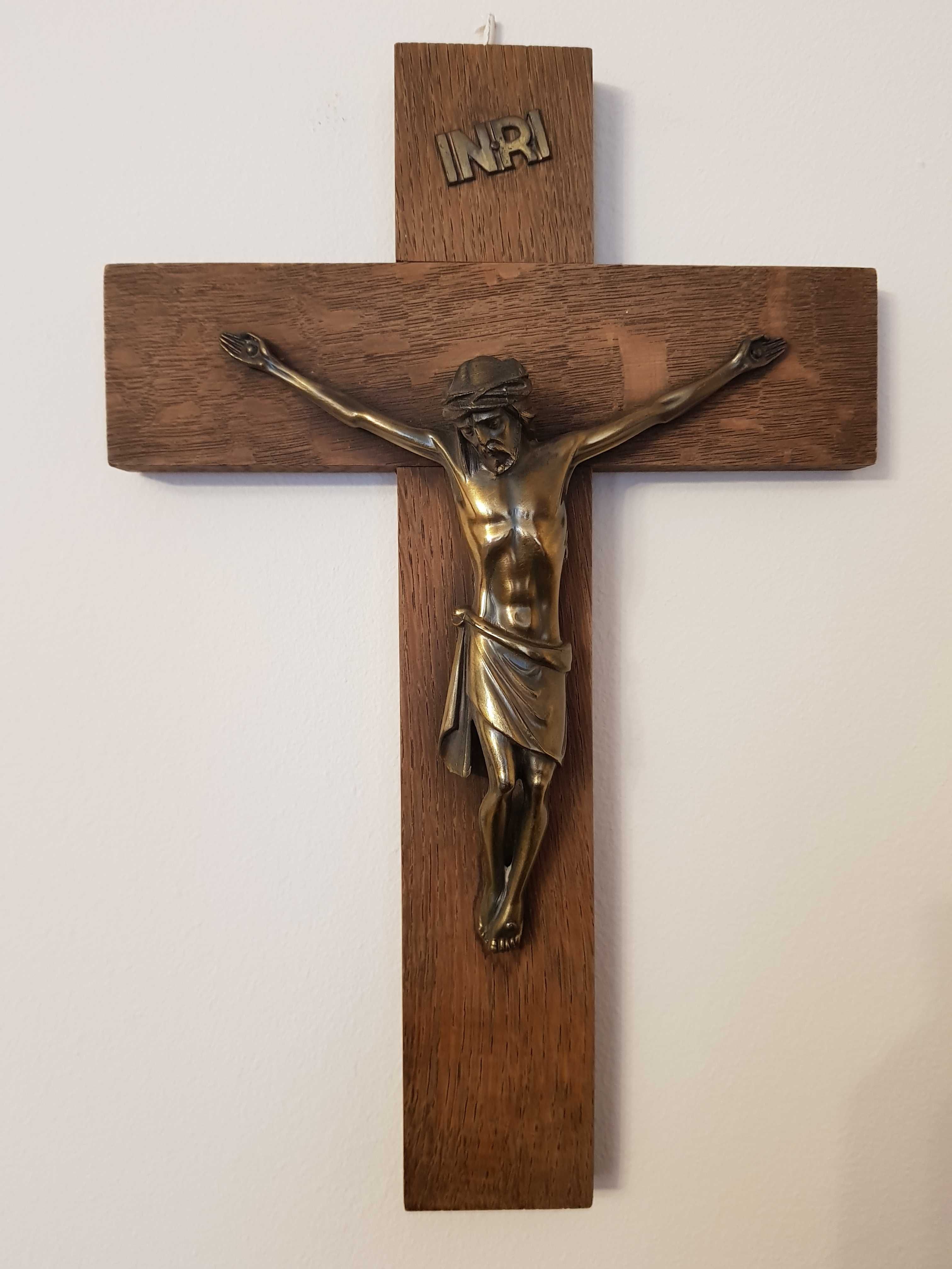 Krzyż zabytkowy drewniany duży