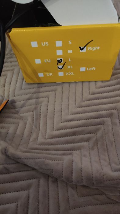 Rękawica rehabilitacyjna r.XL prawa, praktycznie nowa