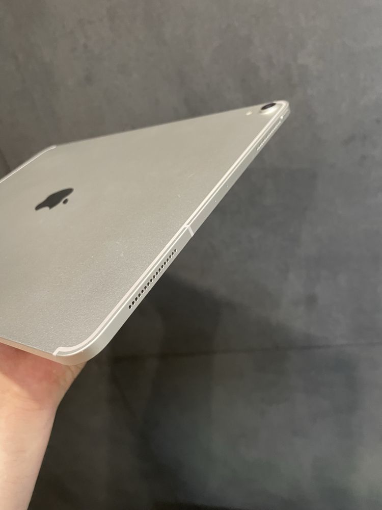 iPad 12.9 3gen 256gb Wi-Fi, LTE(4g,Sim) (Экран 120Гц) Silver (43)