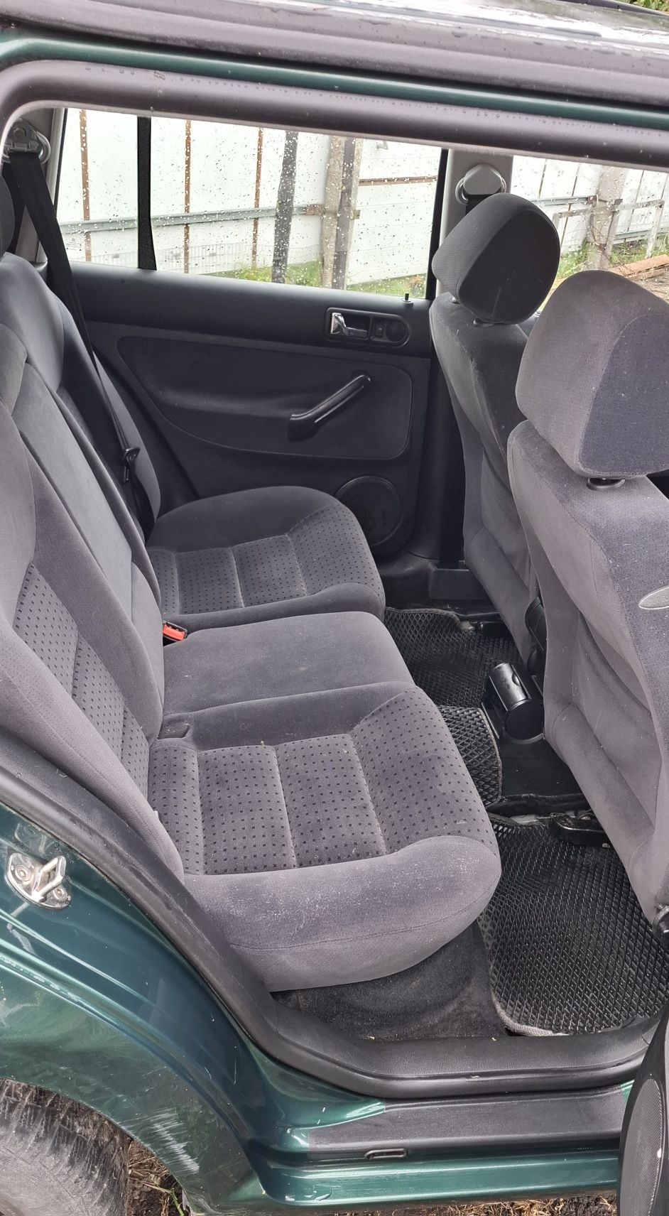 Продам Volkswagen Golf 4