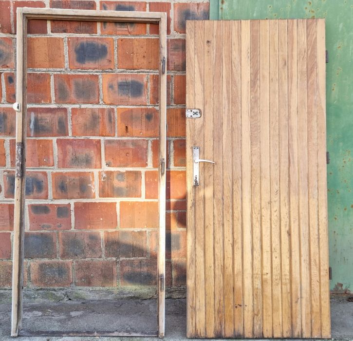 Drzwi zewnętrzne drewniane budowlane OKAZJA