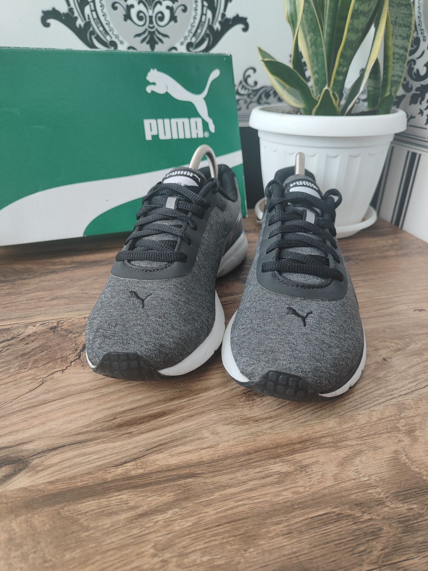 Кросівки Puma Narita v3 Heathered