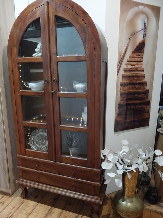 Retro witryna drewniana z drzewa egzotycznego serwantka barek gablota