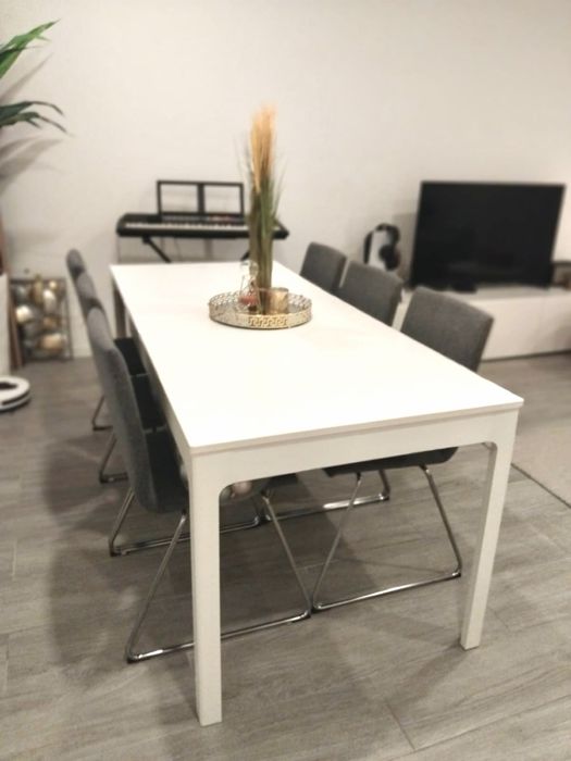 Mesa de Jantar Extensível com 6 Cadeiras