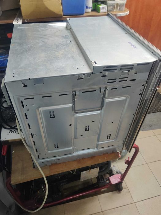 piekarnik miele h330-1bp 230V