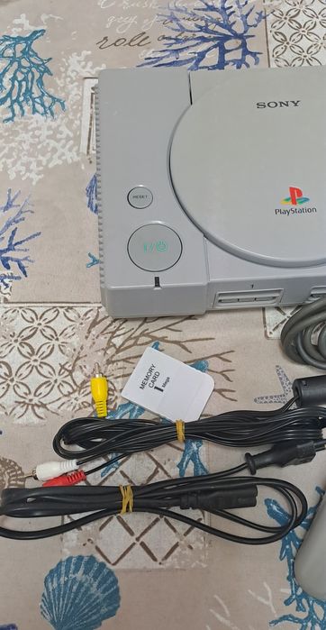 PS1 Fat modelo 9002 como novo