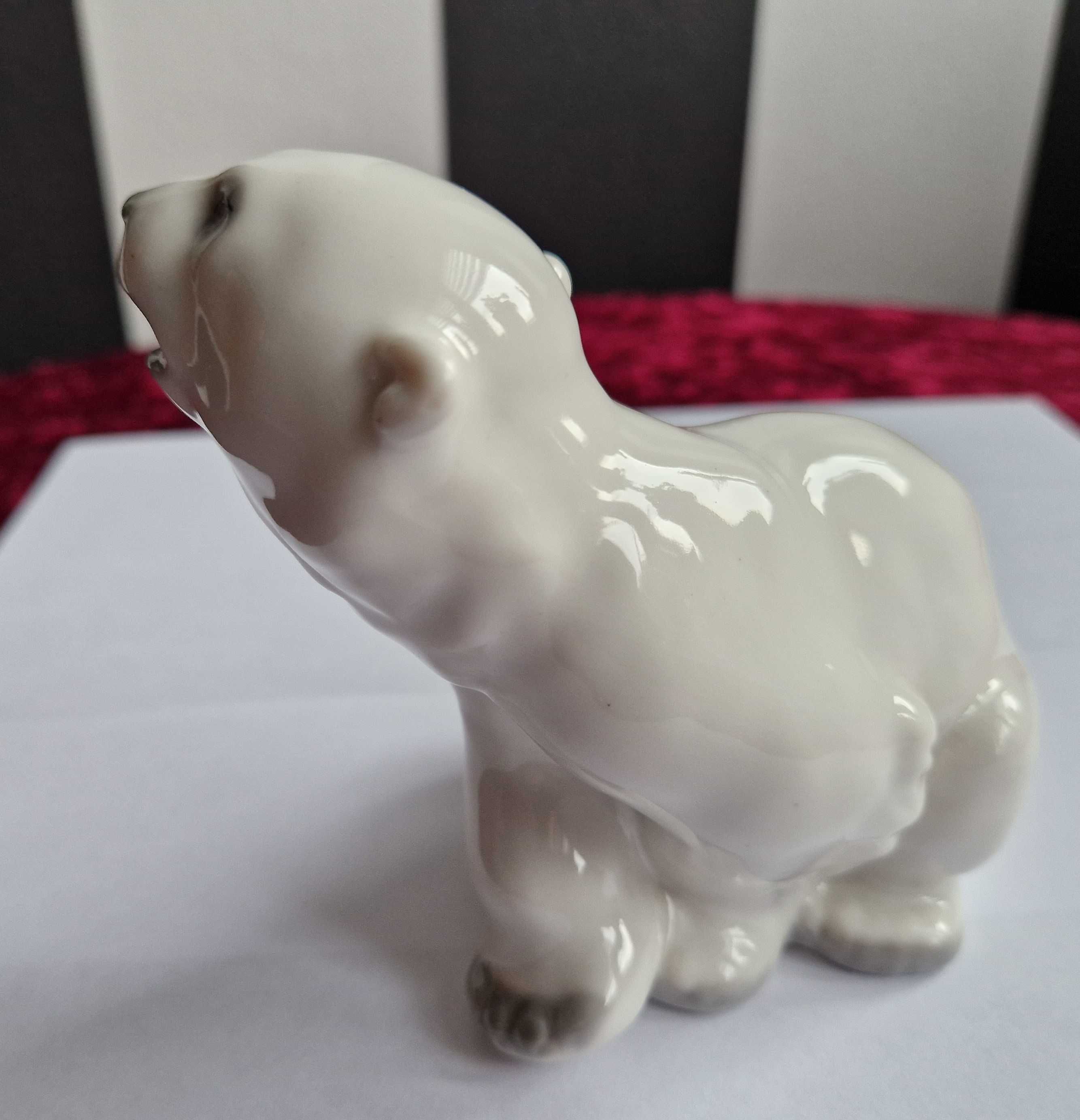 Figurka Łomonosow Niedzwiedz Polarny Фигурка Ломоносов