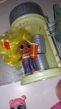 L.O.L. surprise  лялька з капсулами