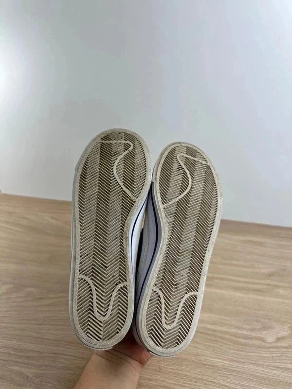 ORYGINALNE BUTY Buty sneakersy trampki białe Nike blazer r. 39