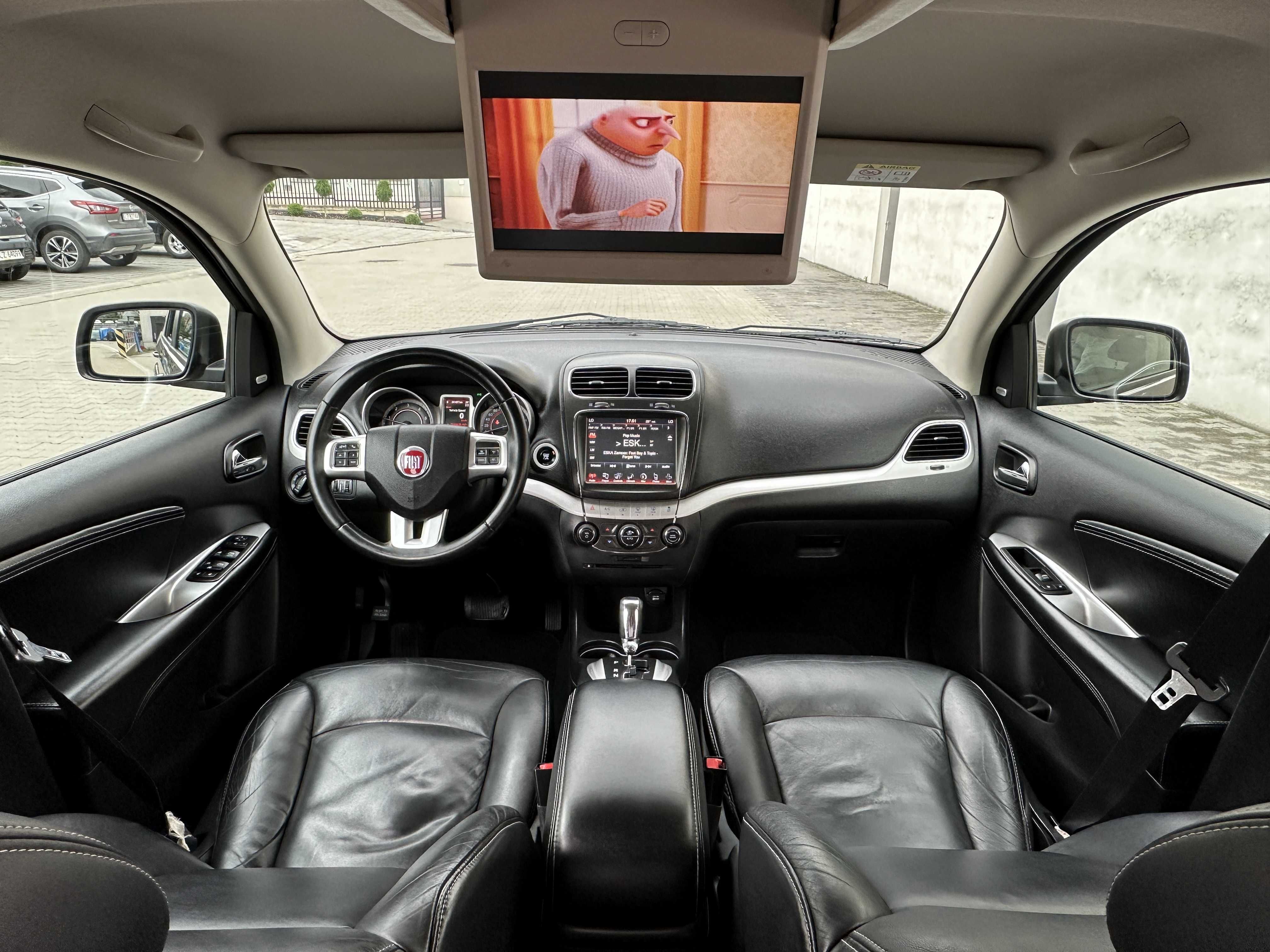 FIAT FREEMONT 2.0D 170PS AWD FULL Skóra Kamera DvD Alpine 7os BLACK 19