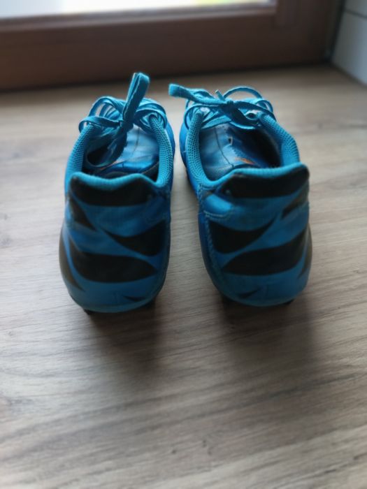 buty korki Adidas