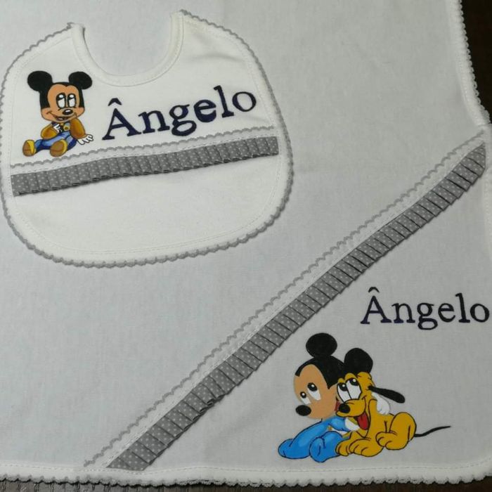 Babete + fraldinha pintura feira à mão em tecido