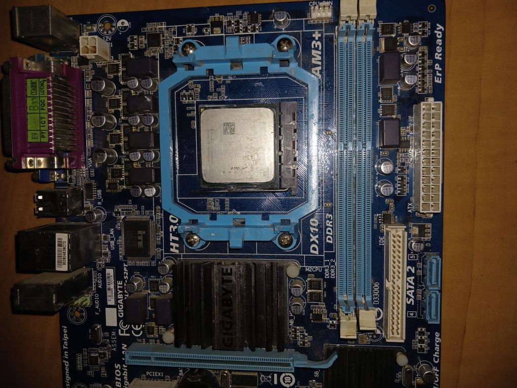 Процесор ПК AMD FX 8120
