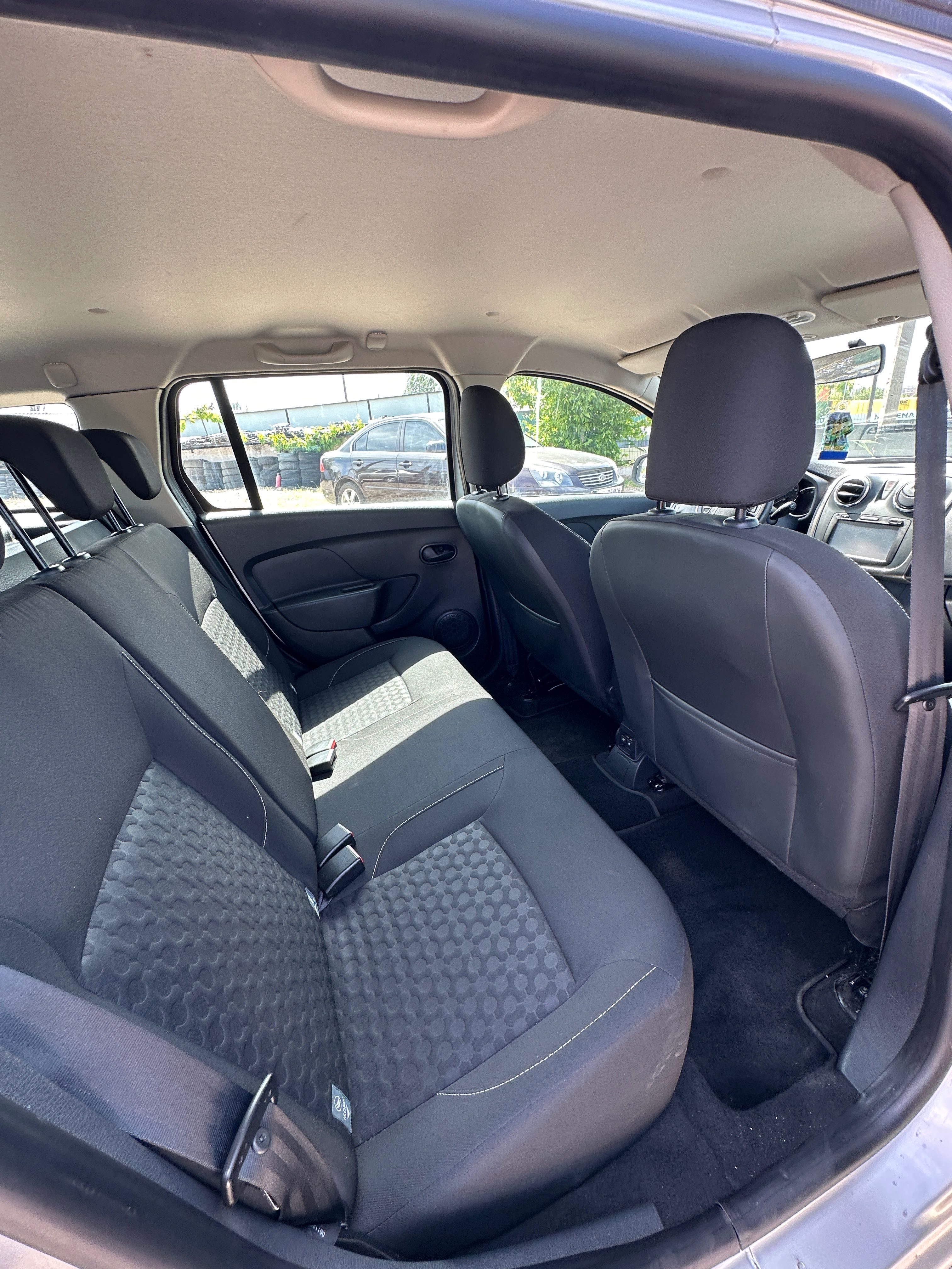Продам Dacia Logan MCV 2013 рік можлива розстрочка, кредит, обмін!