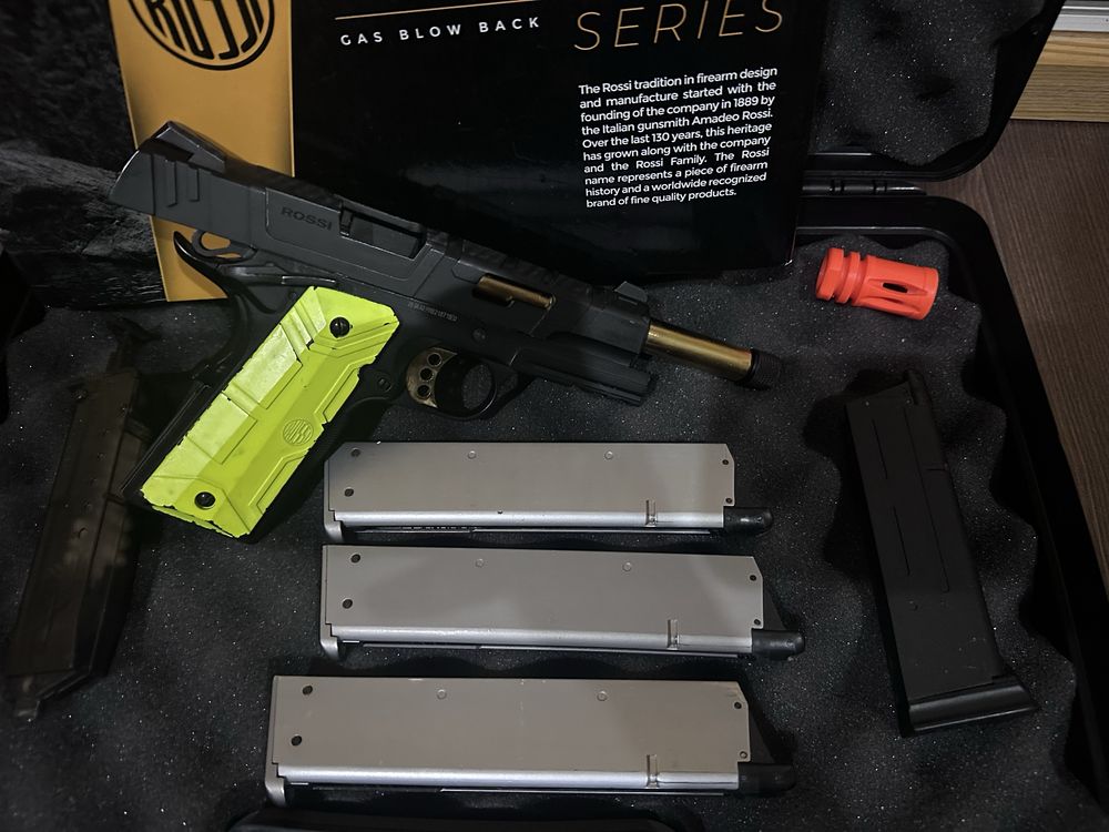 Rossi redwings c/4Mags
