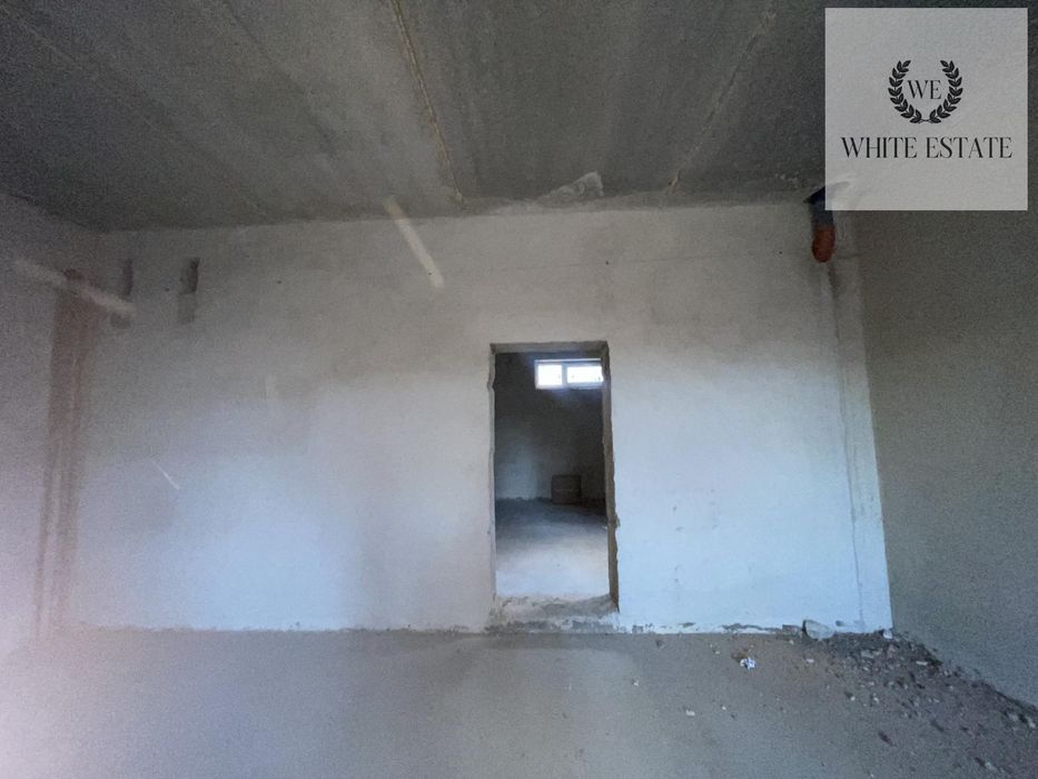 Продаж комерційного приміщення вул. Весела