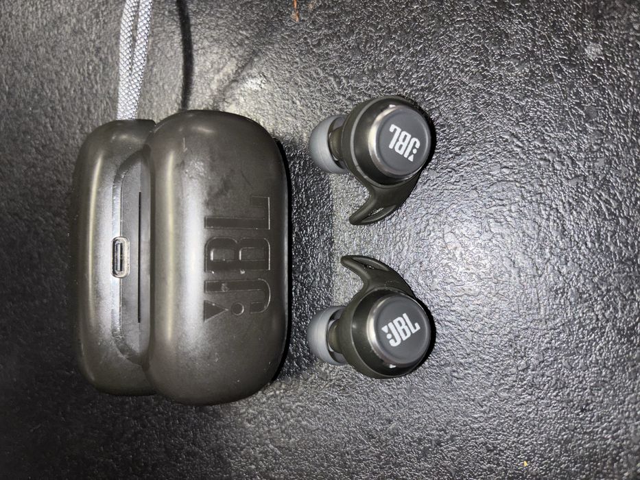 JBL Reflect Aero