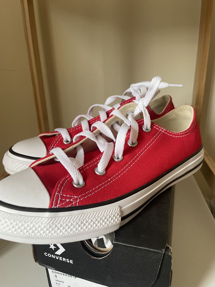 Czerwone converse r. 35