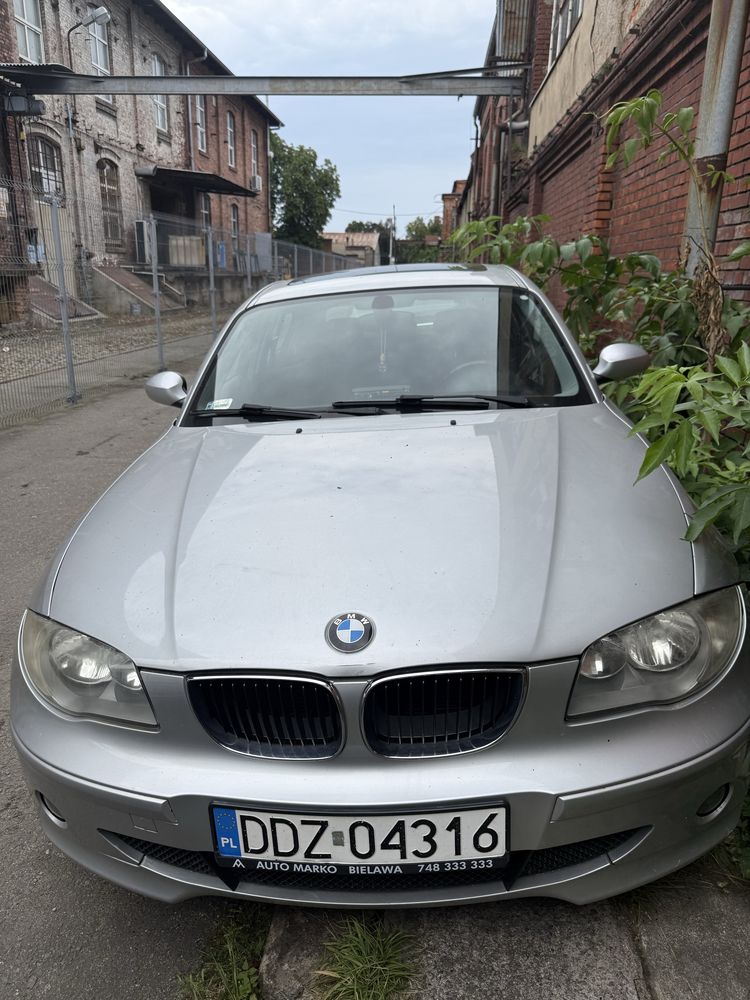BMW serii 1 116i E87 2004rok 1.6 benzyna manual 115KM
