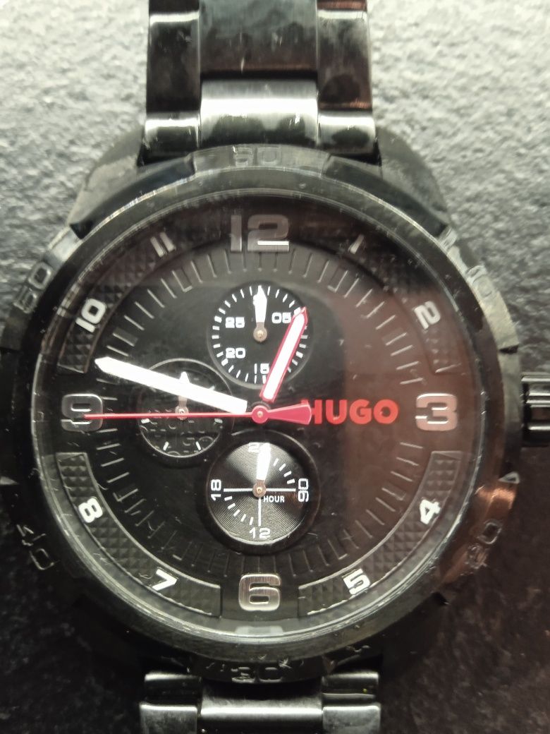 Zegarek czarny Hugo Boss z gwarancją