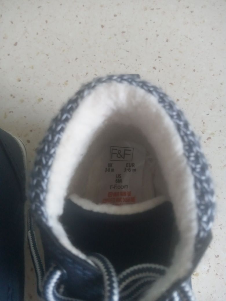 Buty dla dzieci niechodki rozmiar 3-6 m f&f