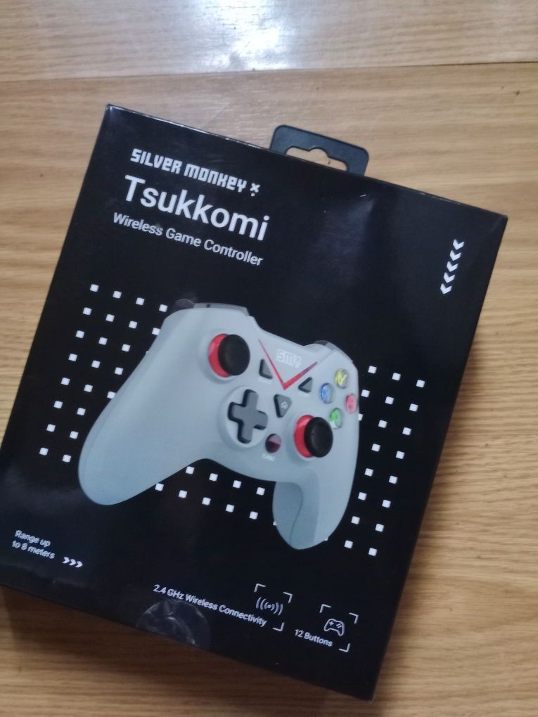 Pad do playstation 3  Bezprzewodowy (PS3/PC) super wygląda

Silver Mon
