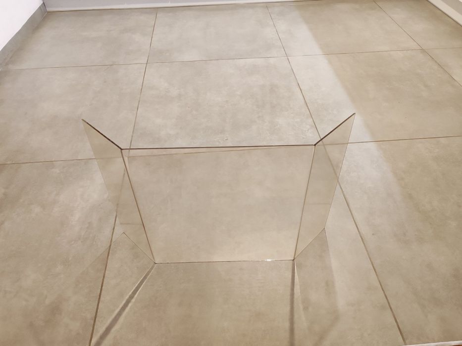 Szyba ognioodporna do kominka gięta