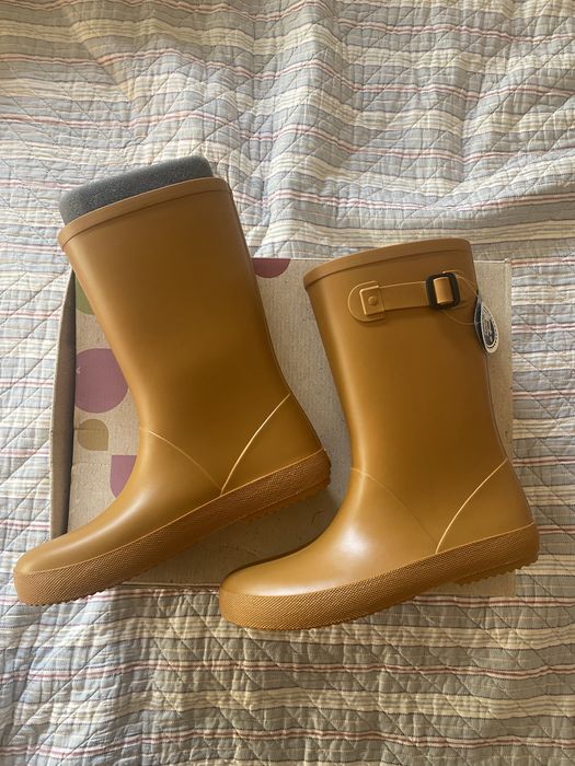 Galochas Igor amarelas novas com etiqueta