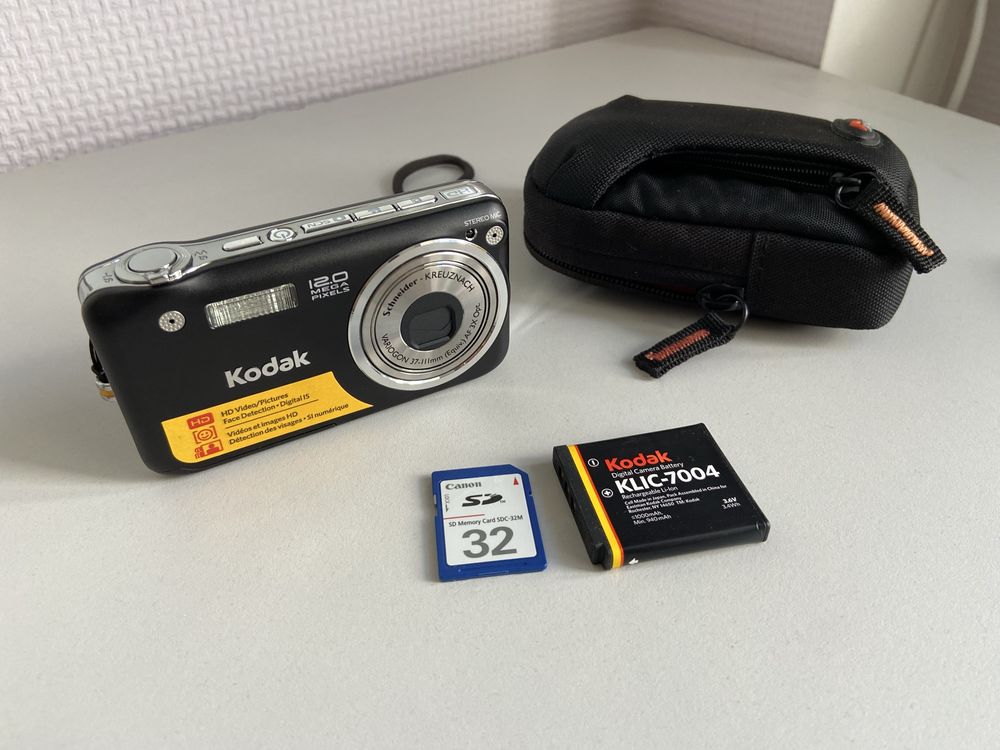 Фотоаппарат Kodak EasyShare V1253 (+SD 8gb)