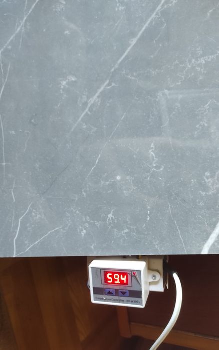 Обігрівач керамічний, глянцевий, потужність до 430Вт. Економний!